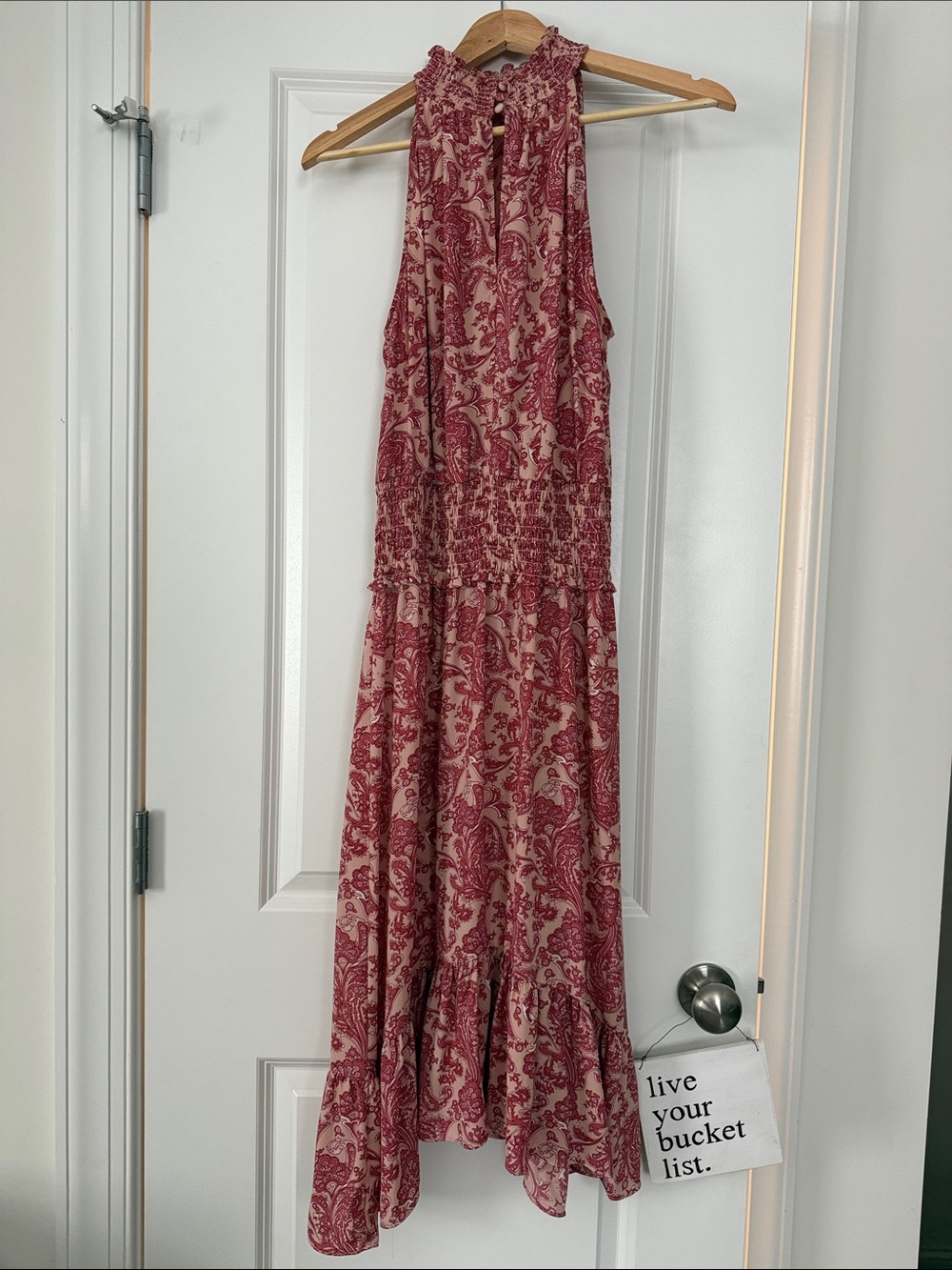 Express Sleeveless Paisley Maxi Dress